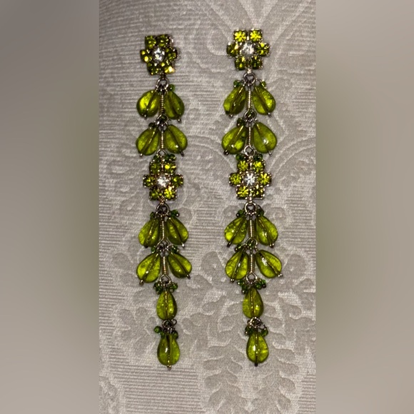 Emerald Rhinestone Drop Earrings - Picture 5 of 5